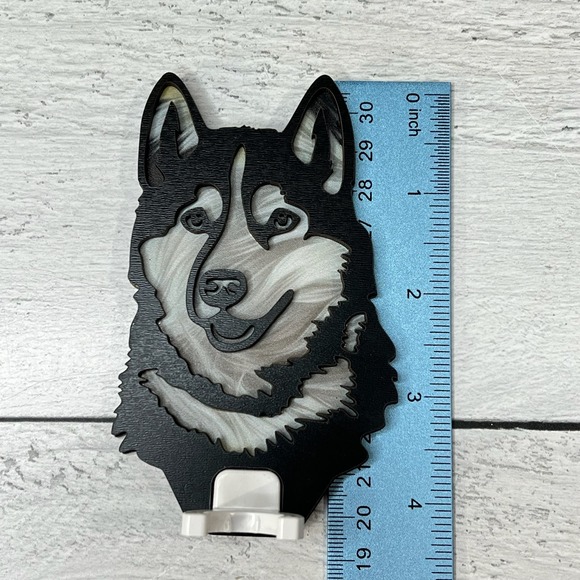Husky Dog Face Night Light Plug In Decorative Accent - Picture 7 of 10